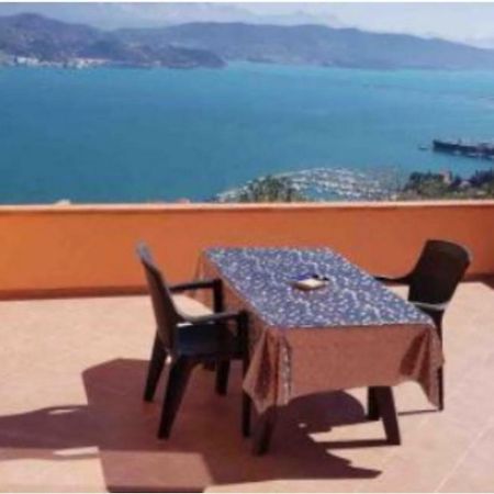 La Finestra Sul Mare Villa Специя Екстериор снимка
