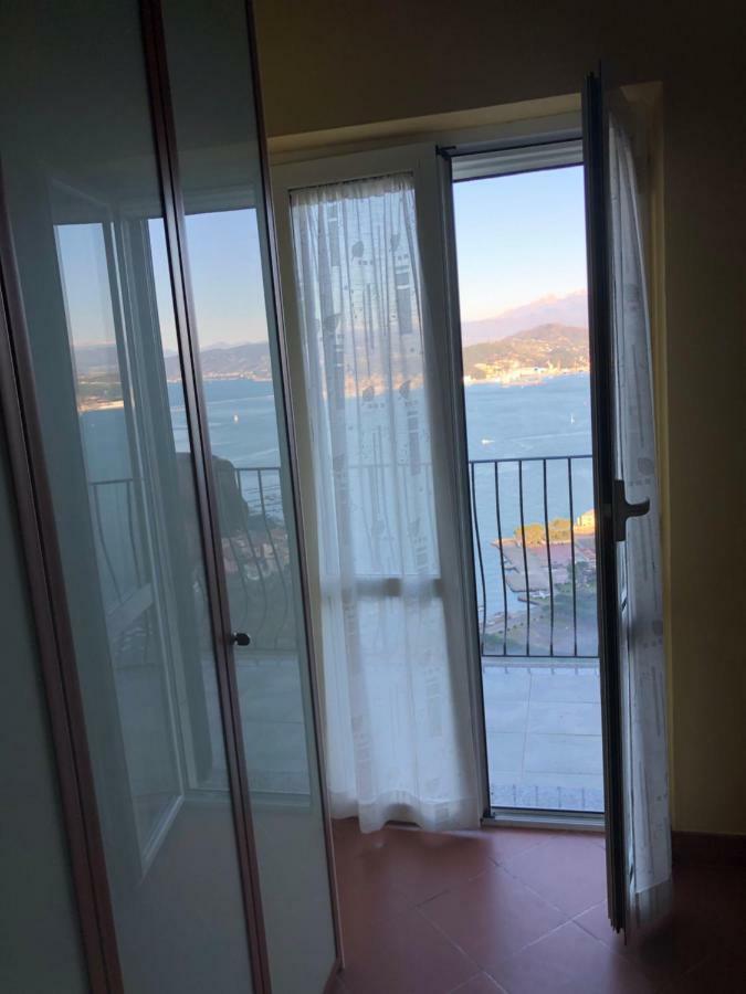 La Finestra Sul Mare Villa Специя Екстериор снимка
